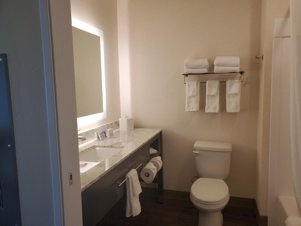 Simple Suites Boise Airport Екстериор снимка